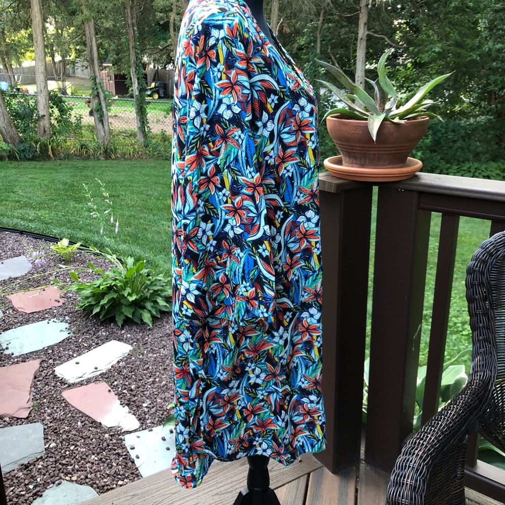 ๐บ Mid-Length Floral Topper ๐บ - Picture 7 of 10